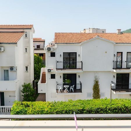 Guest House Buskovic Budva Buitenkant foto