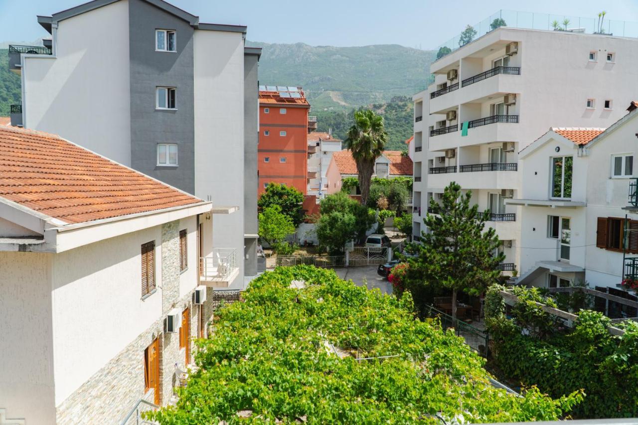 Guest House Buskovic Budva Buitenkant foto