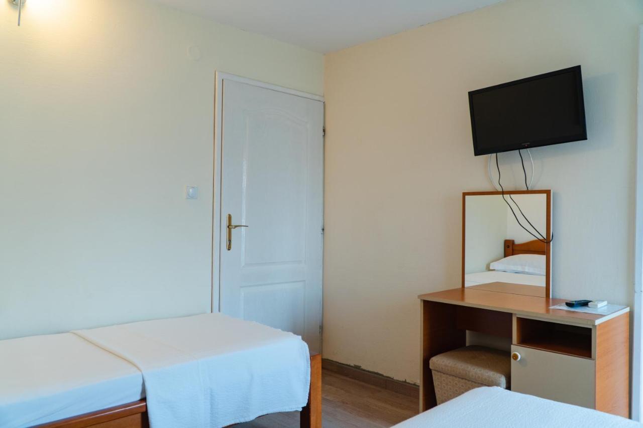 Guest House Buskovic Budva Buitenkant foto
