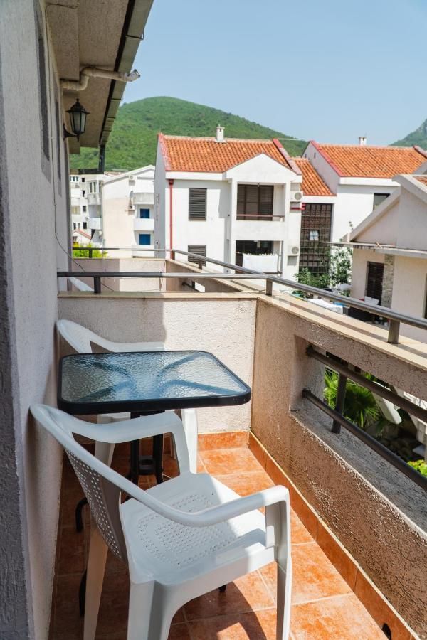 Guest House Buskovic Budva Buitenkant foto