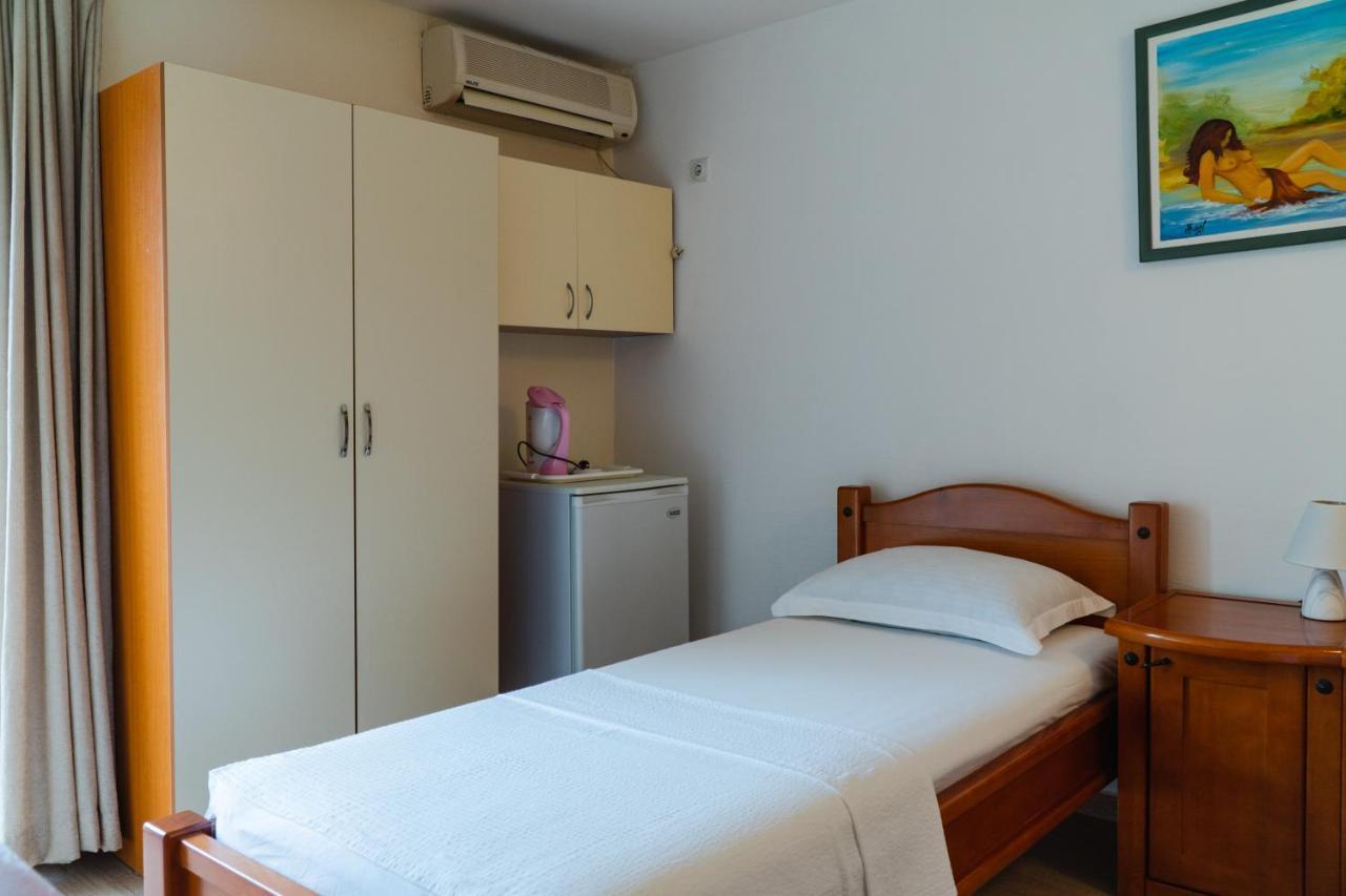 Guest House Buskovic Budva Buitenkant foto