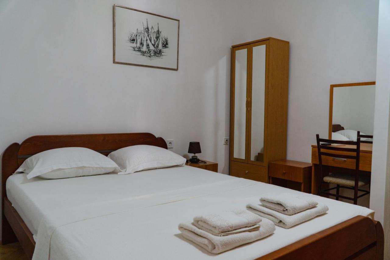 Guest House Buskovic Budva Buitenkant foto